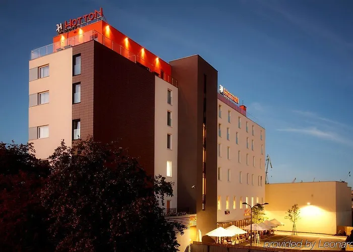 Hotton Hotel